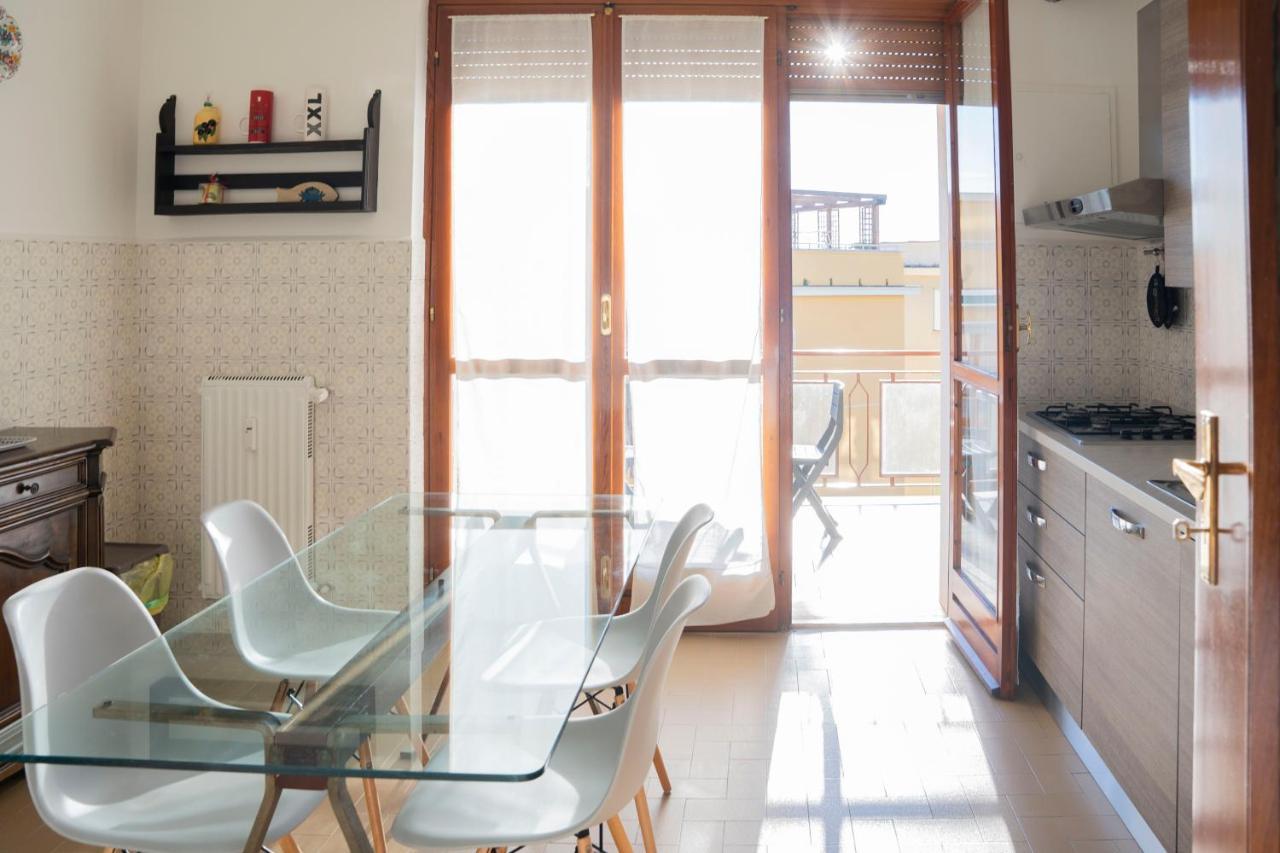 דירות 093 - Casa Panorama, Vista Mare E Vista Portofino, 500 Metri Centro Di Chiavari, Posto Auto Gratis Incluso מראה חיצוני תמונה