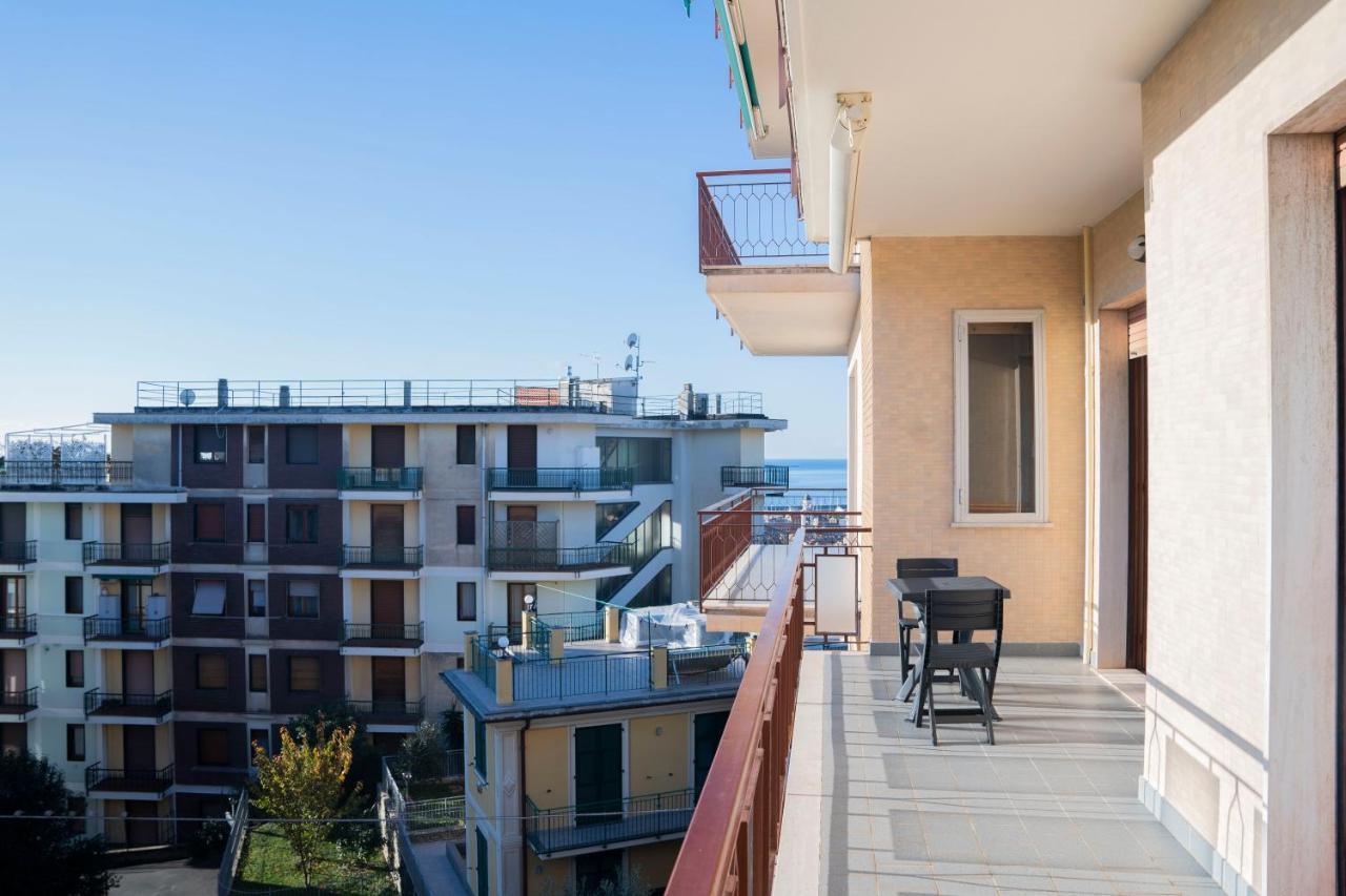 דירות 093 - Casa Panorama, Vista Mare E Vista Portofino, 500 Metri Centro Di Chiavari, Posto Auto Gratis Incluso מראה חיצוני תמונה